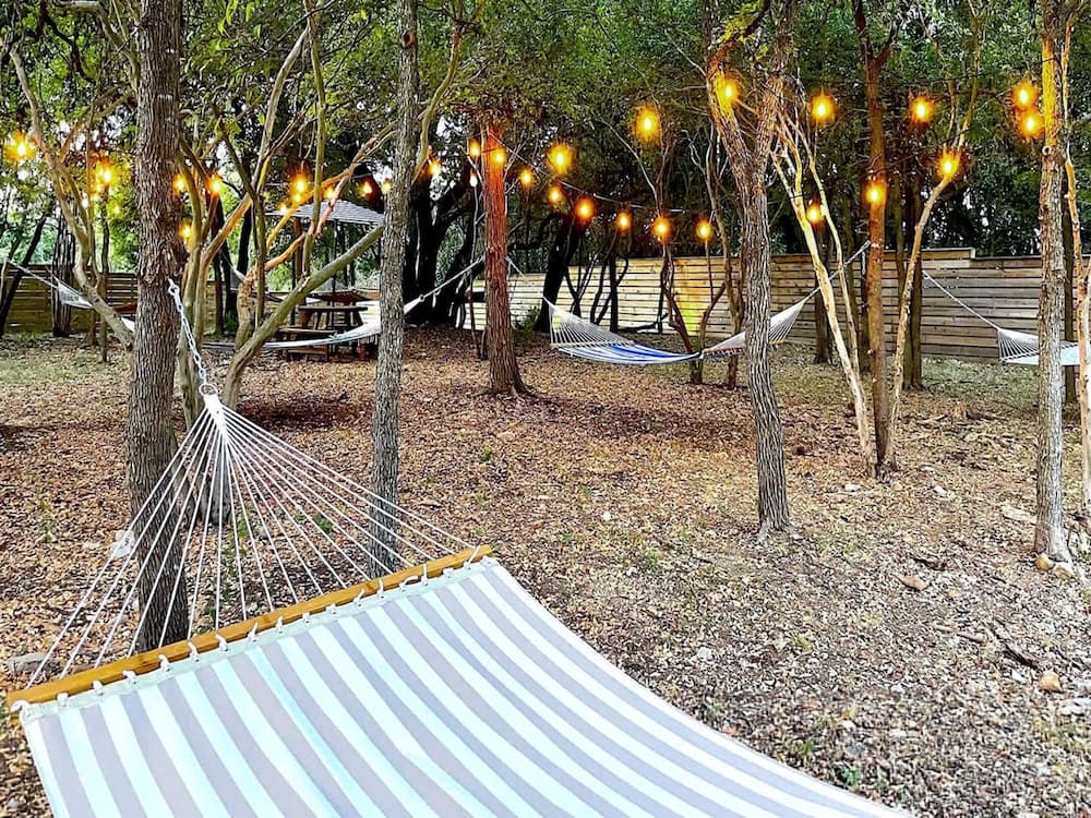 Eastside Rainey Mansion - Image 37