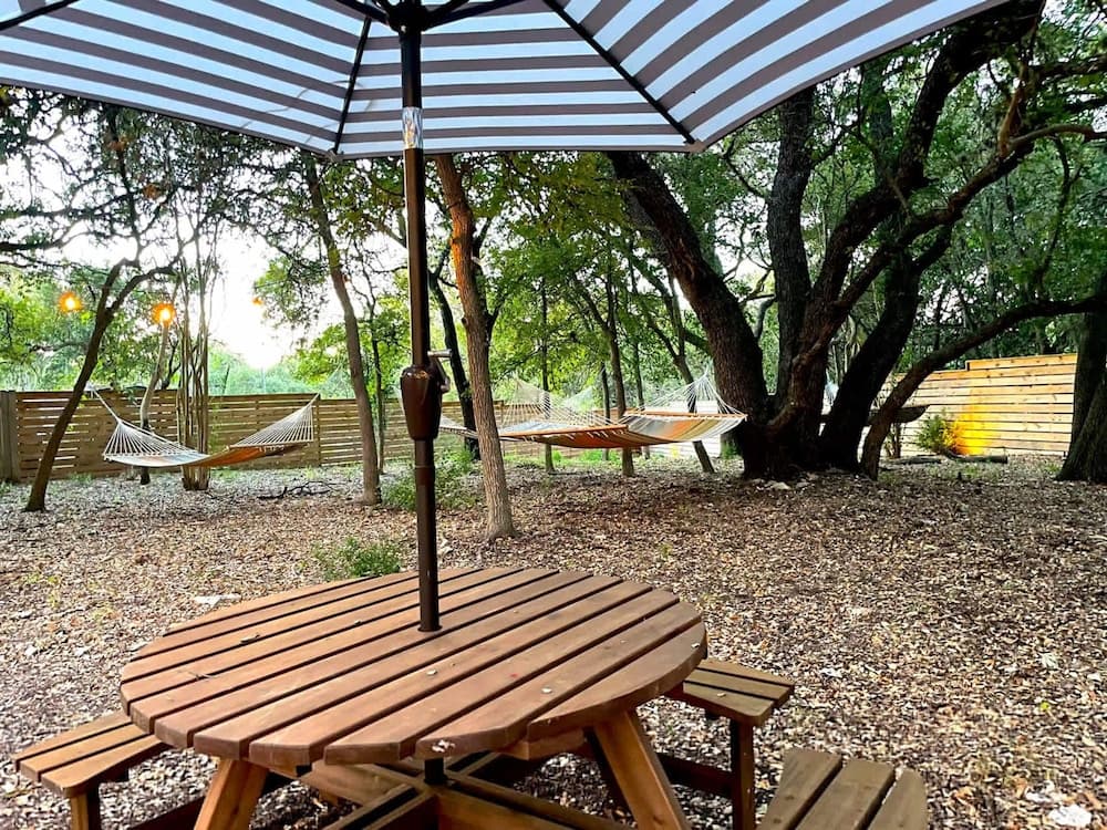 Eastside Rainey Mansion - Image 38