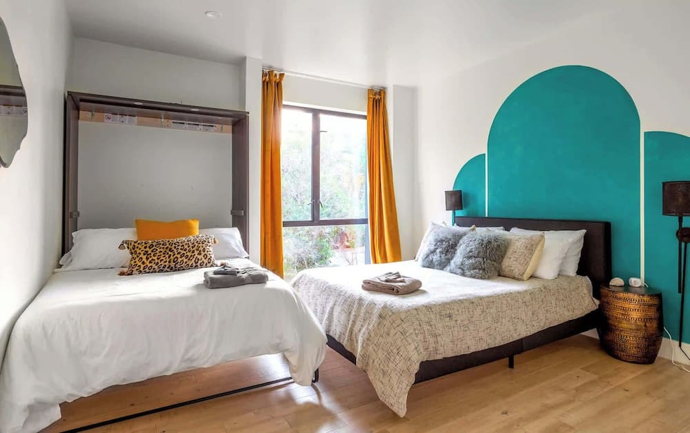 Eastside Mansion - Image 6