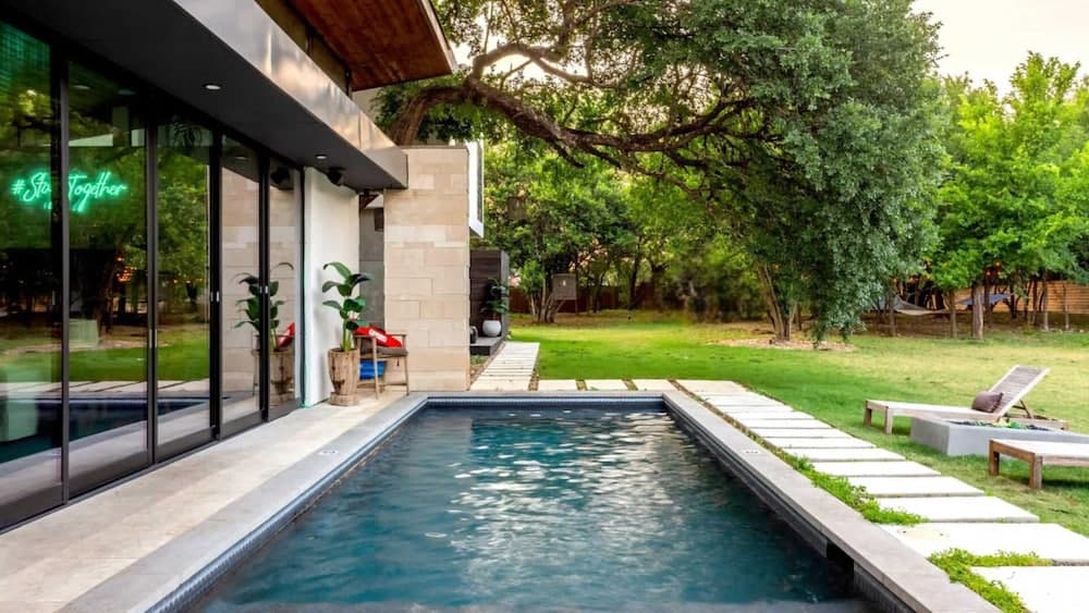 Eastside Mansion - Image 2