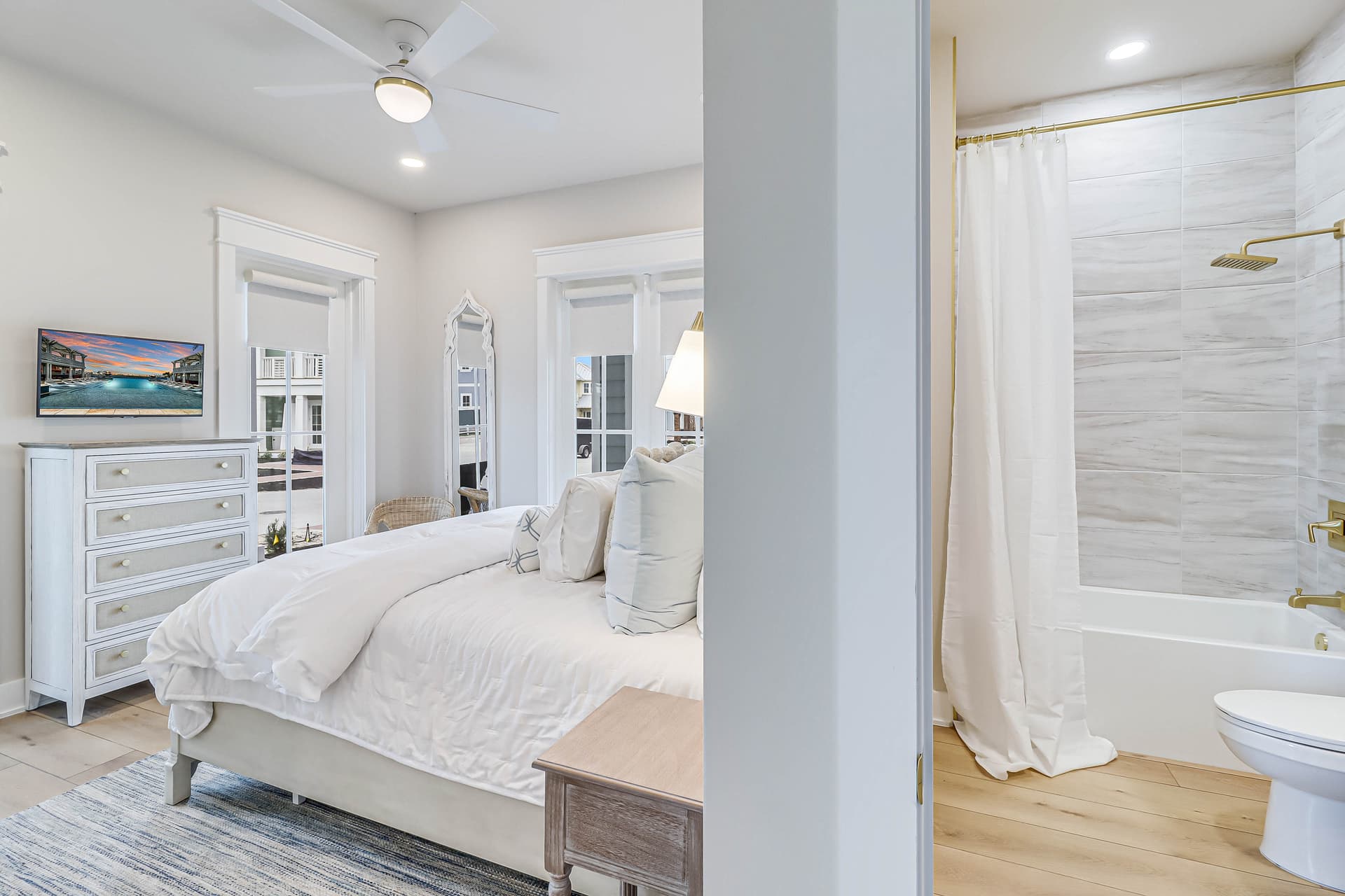 Easy Breezy - Image 26