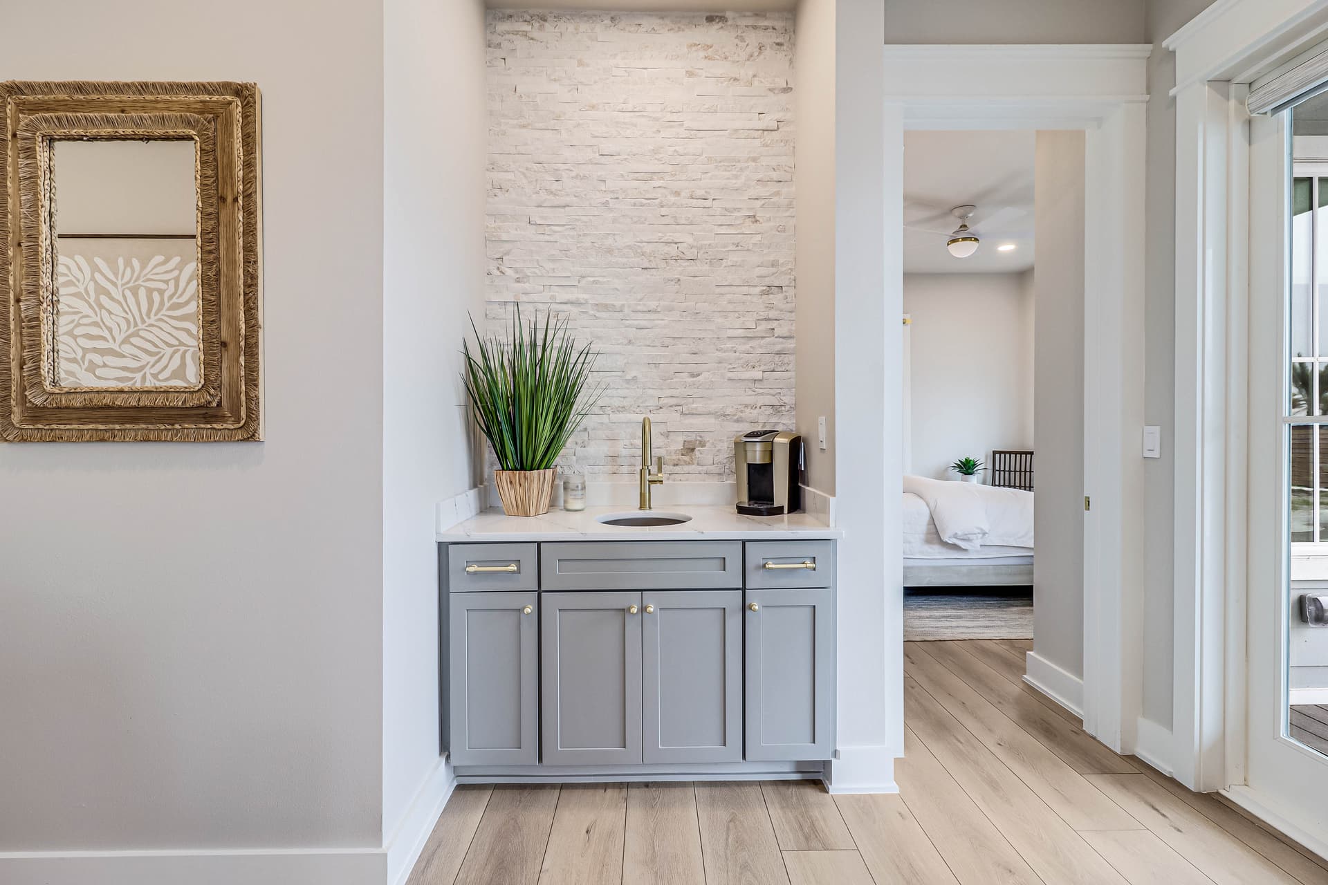 Easy Breezy - Image 46