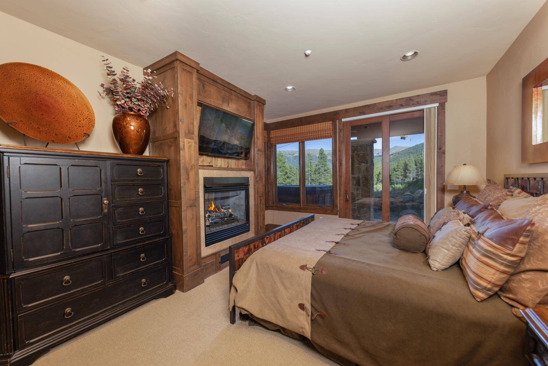 Lumber Jack Lodge - Image 22