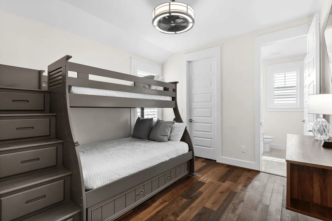 Sun Kissed - Image 20