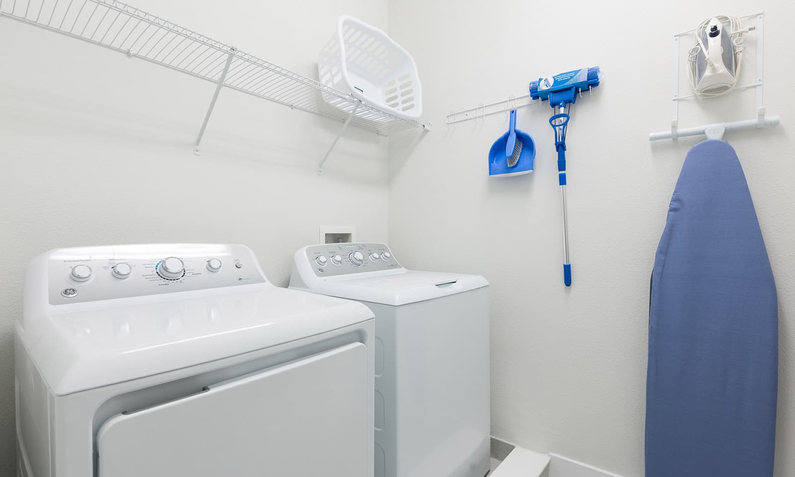 The Modern Oasis - Image 25