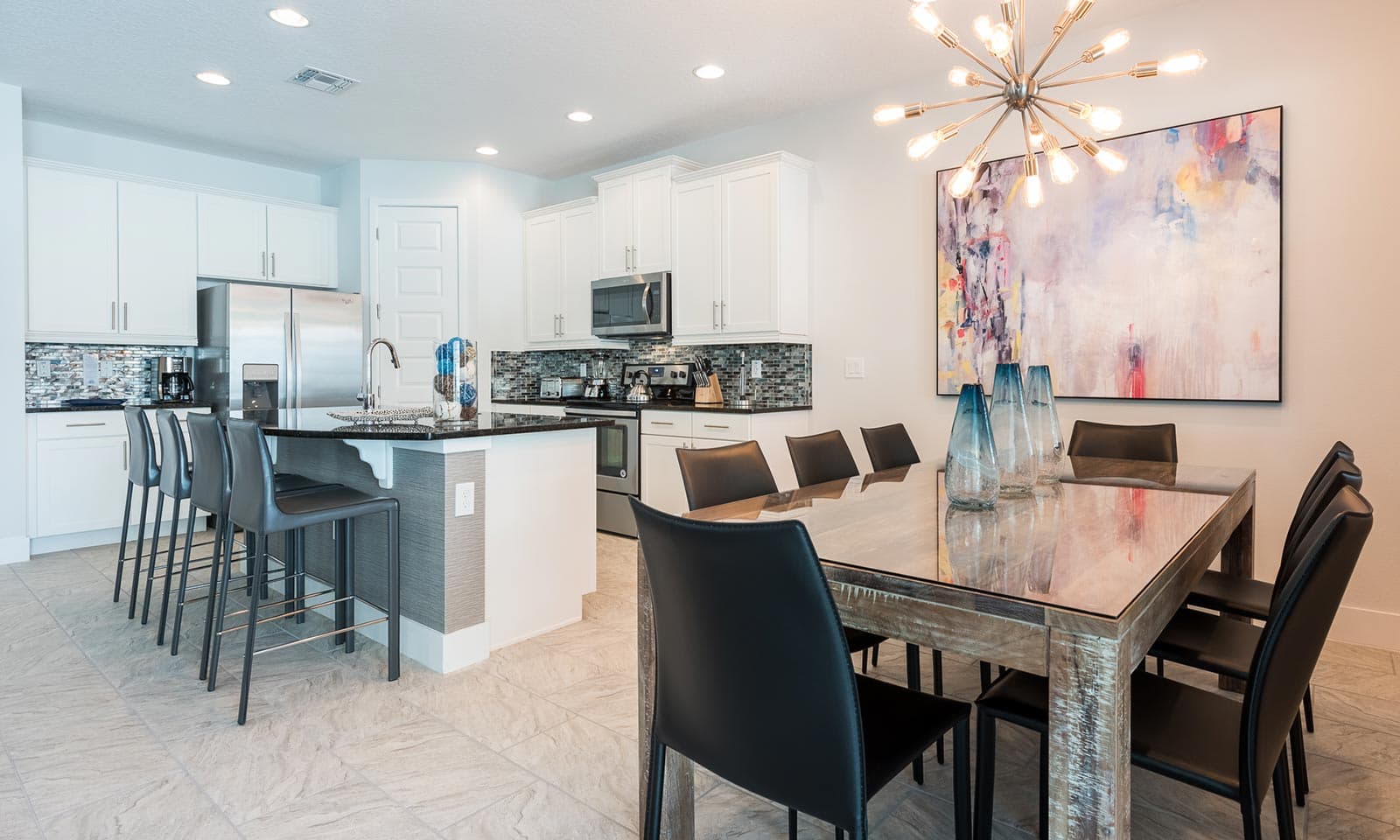 Modern Manor - Image 5