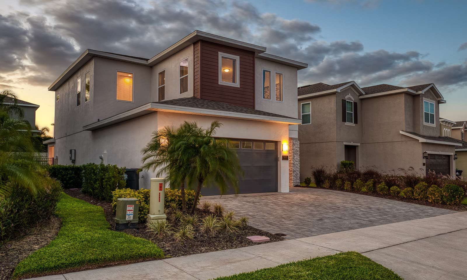 Modern Manor - Image 3