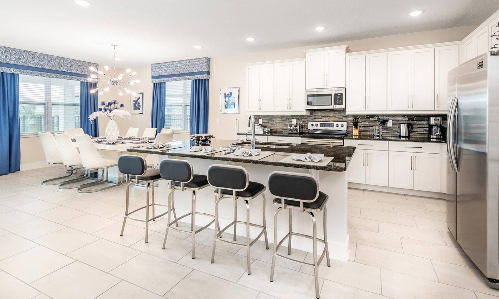 The Lavish Lair - Image 2