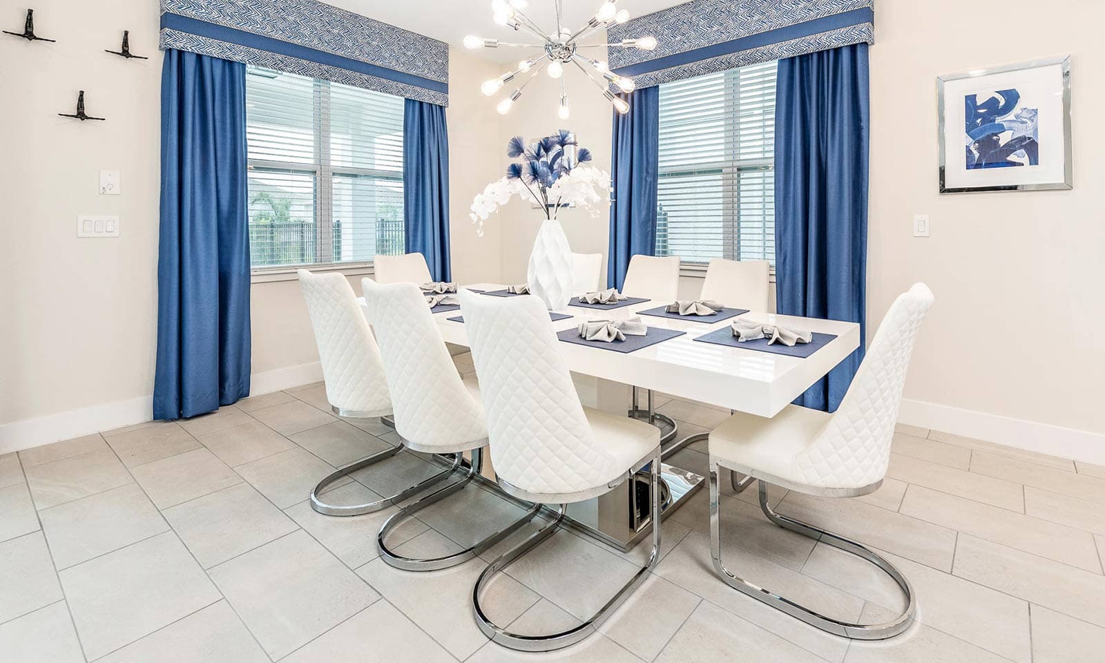 The Lavish Lair - Image 3