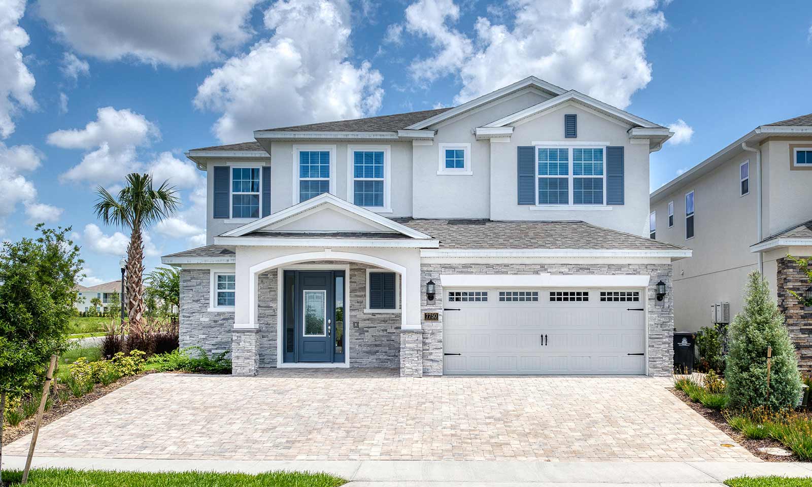 The Vibrant Airy Villa - Image 7