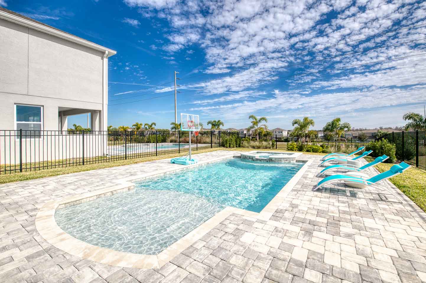 Fun-in-the-Sun Villa - Image 20