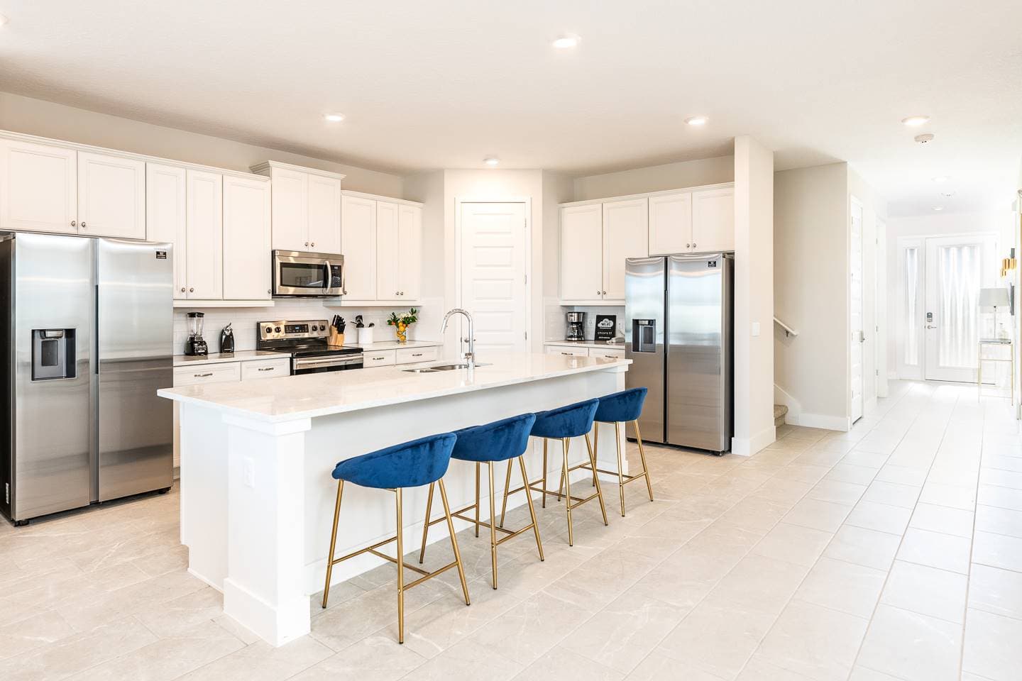 Colorful Southfield Getaway - Image 3