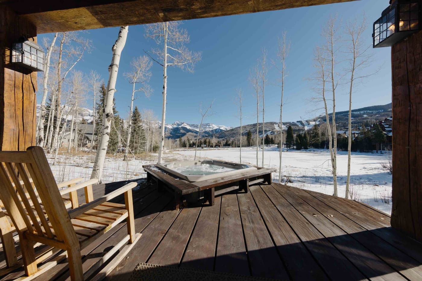 Elk Lake Lodge - Image 2