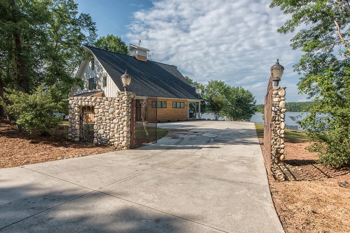 Azalea Retreat - Image 37