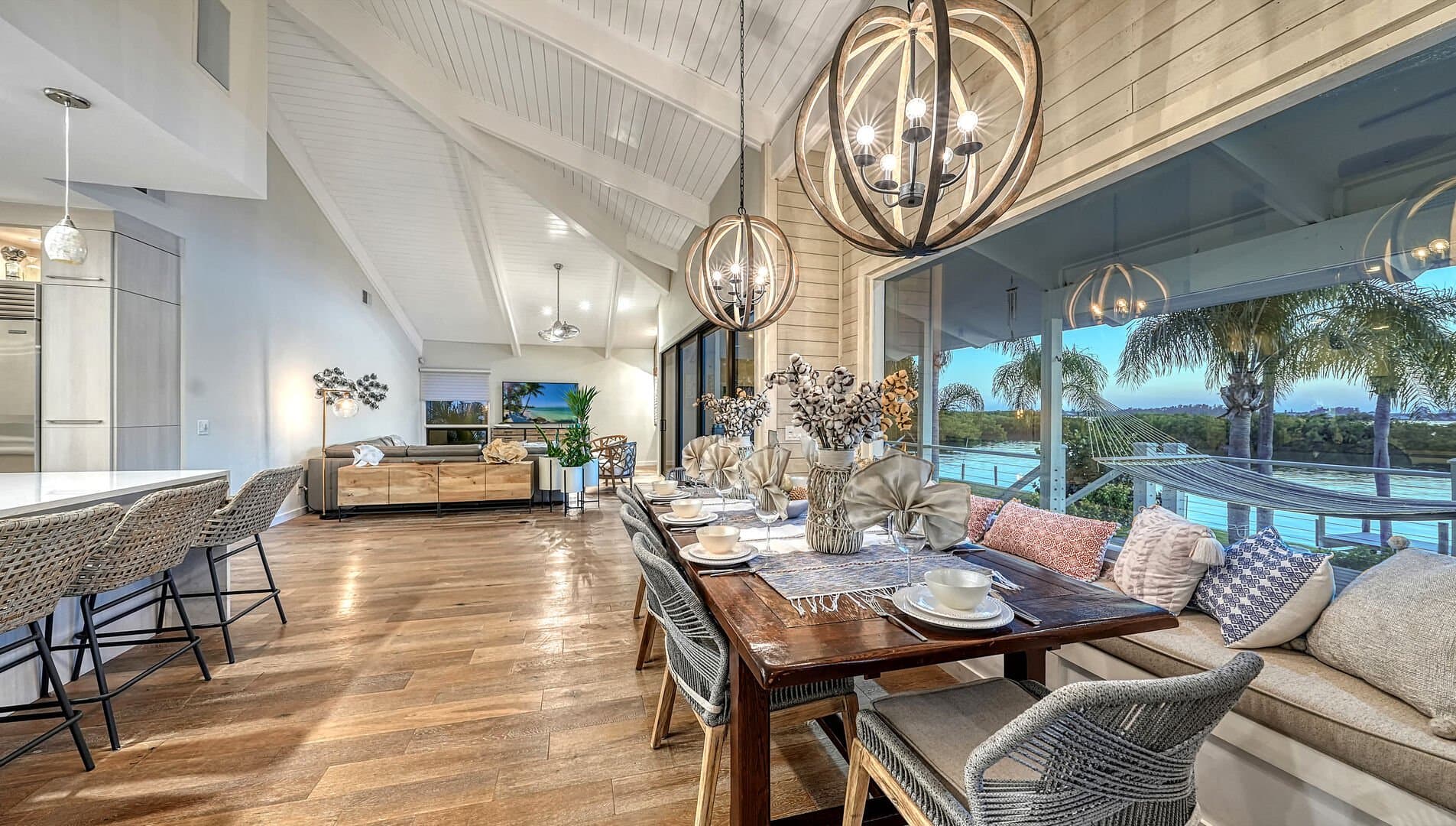 Pearl on the Bay - Image 13