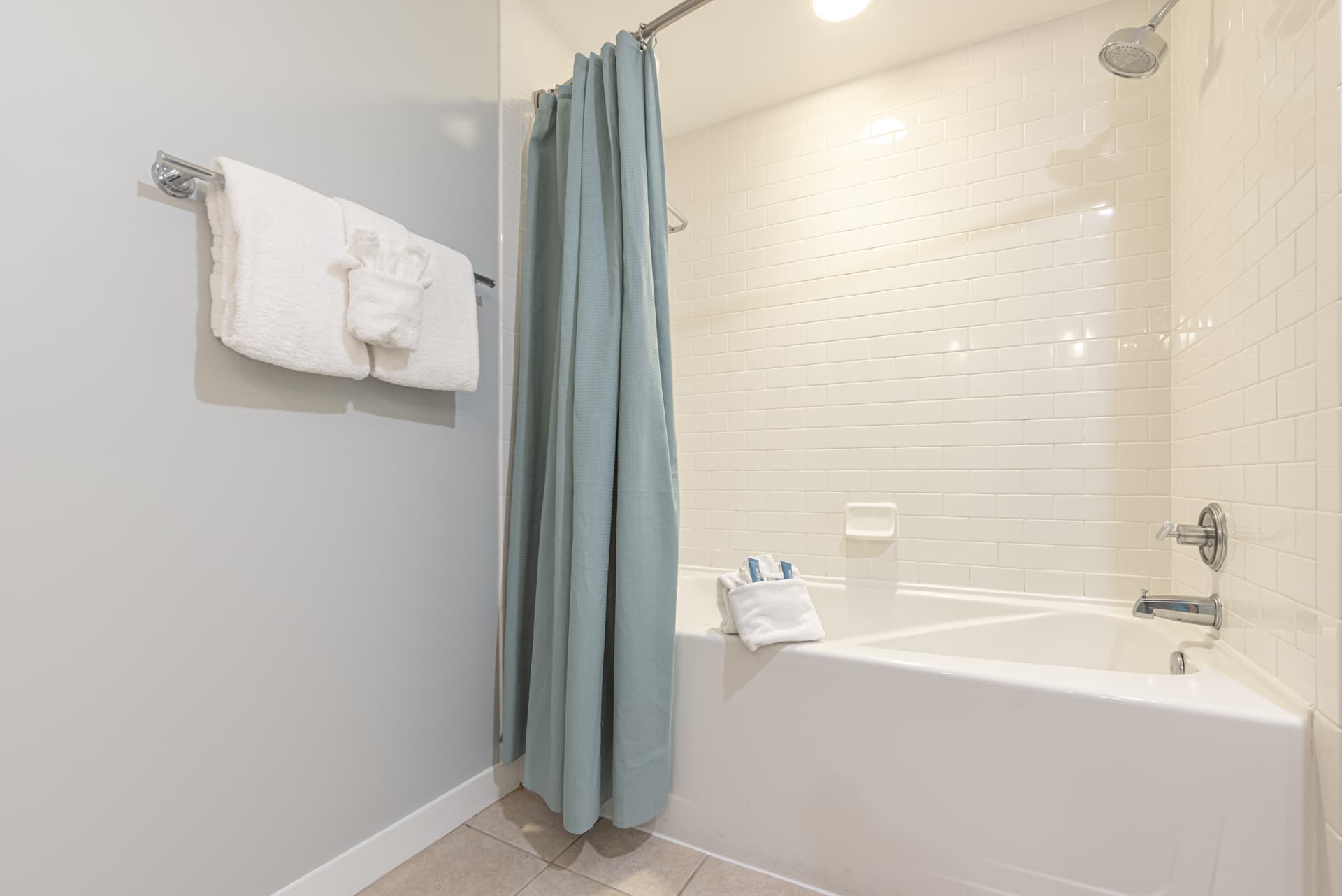 Elation #5305 - Image 16