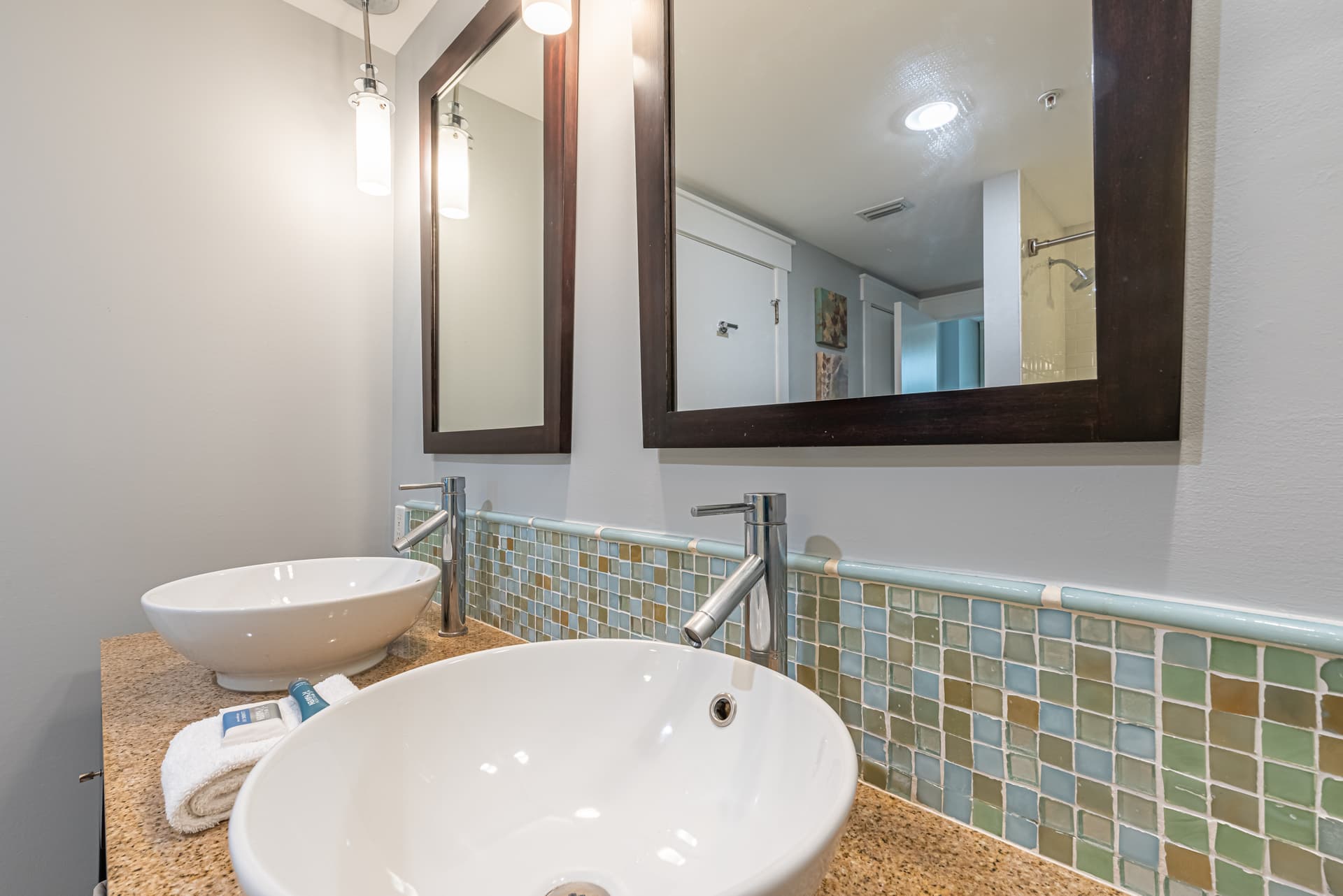 Elation #5305 - Image 18