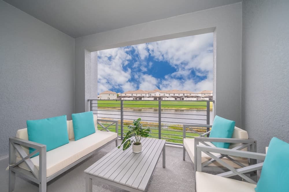 Paradox Condo at Storey Lake - Image 2