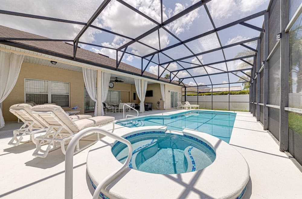 Prestige Oasis - Image 1