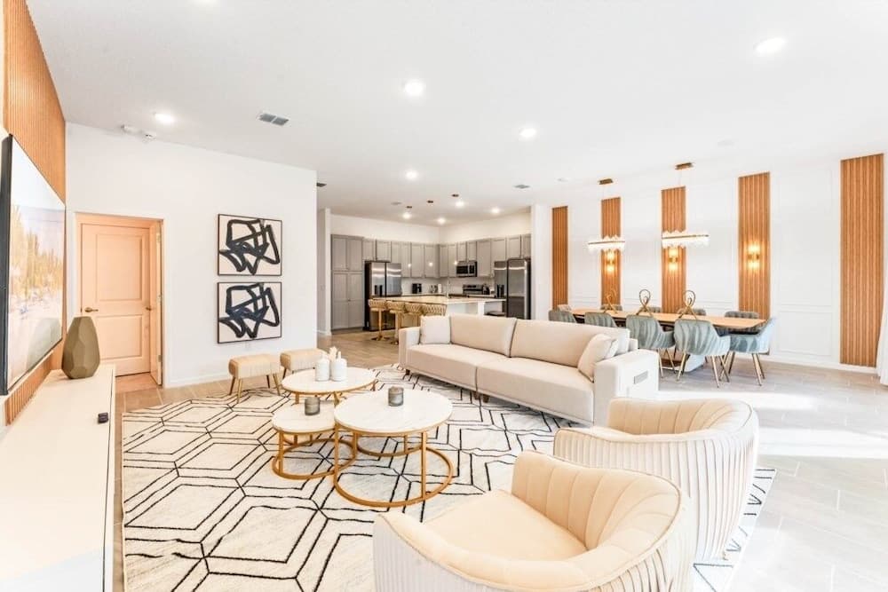 Elegant Rama Villa - Image 4