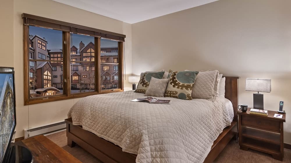 Beaver Creek Townhome - Image 4