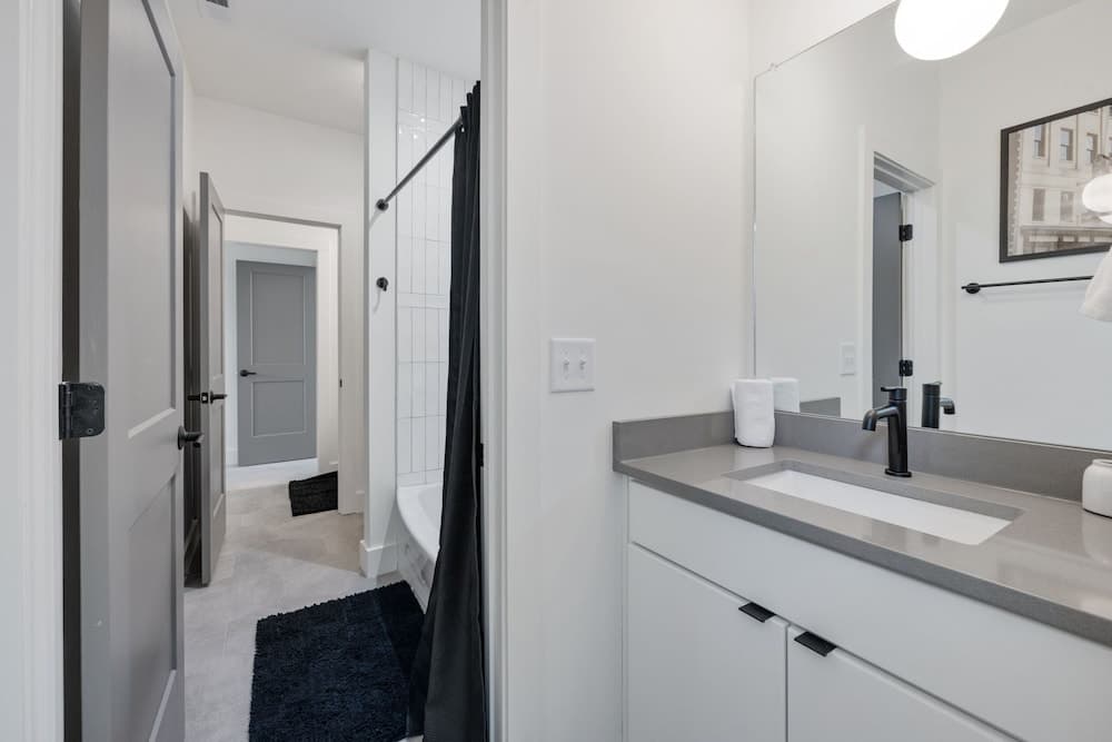 Elevate Starcrest - Image 24