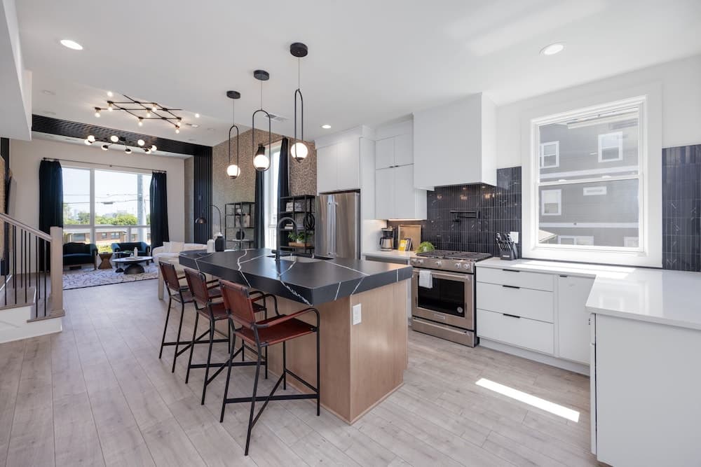 Elevate Starcrest - Image 33