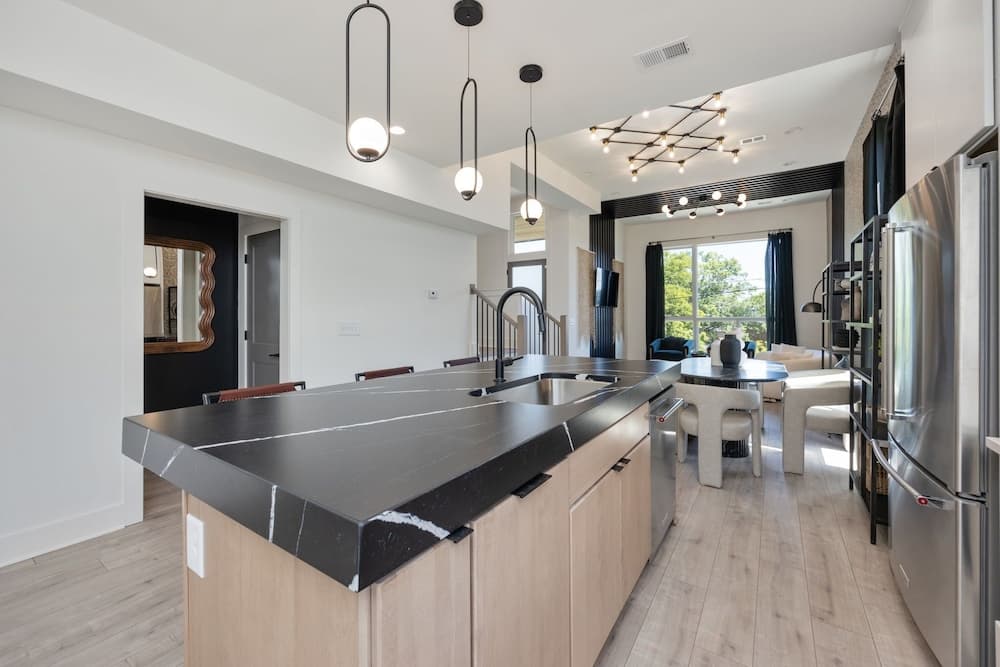 Elevate Starcrest - Image 42