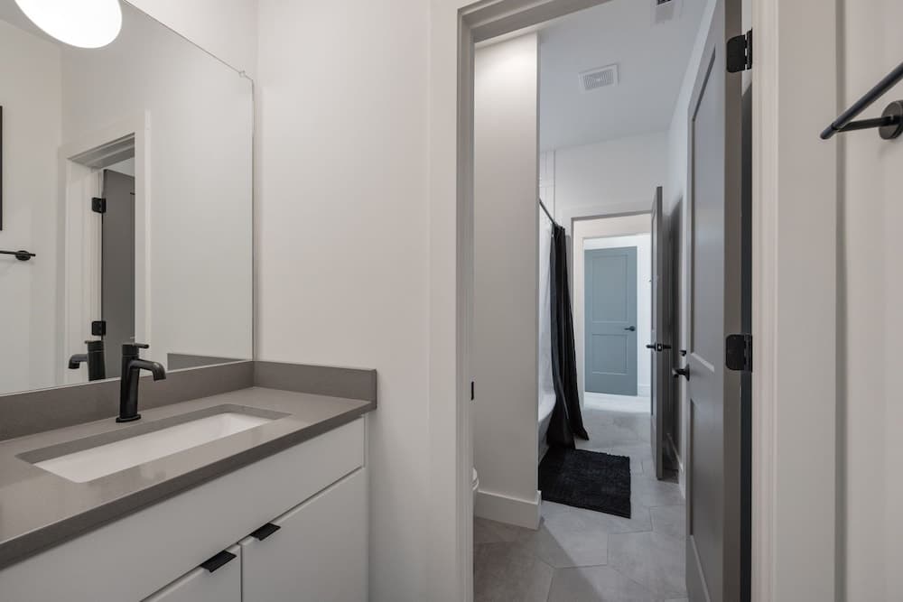 Elevate Starcrest - Image 60