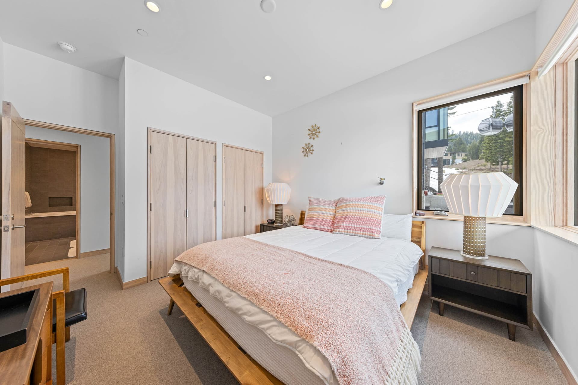 Elevation Ski-in Ski-out in Northstar - Image 19