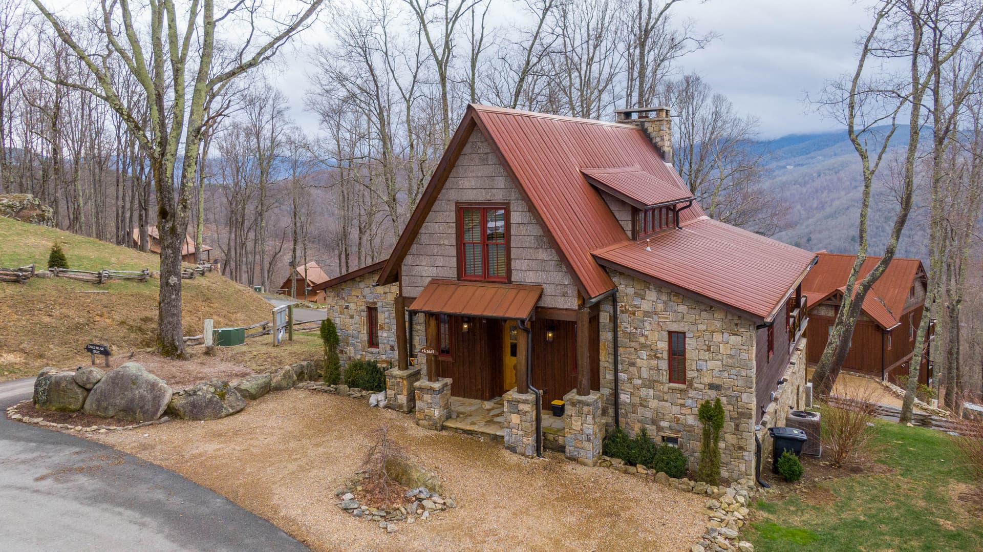 Elk Bluff Home - Image 1