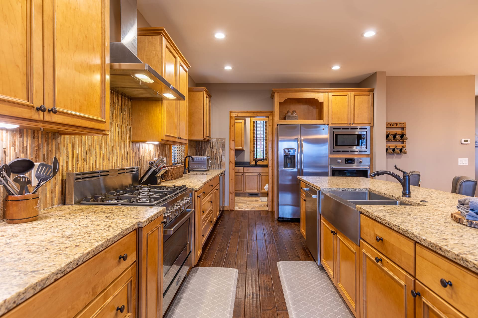 Elk Bluff Home - Image 5