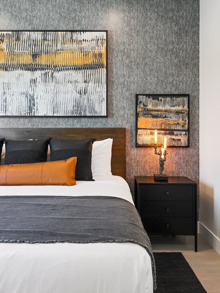 Ember Retreat - Image 27