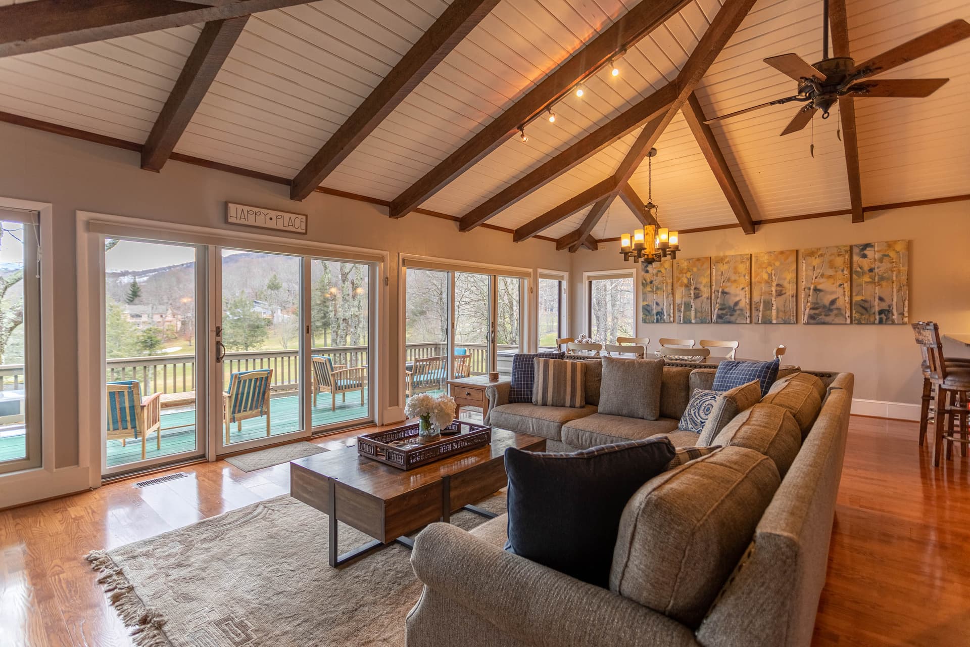 Emerald Escape - Image 4