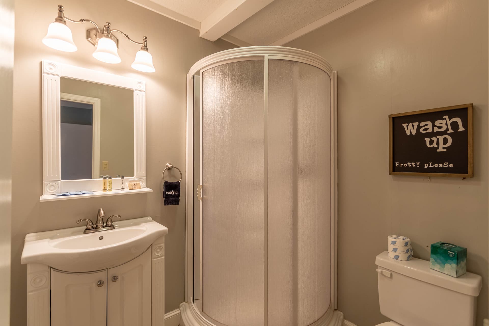 Emerald Escape - Image 20