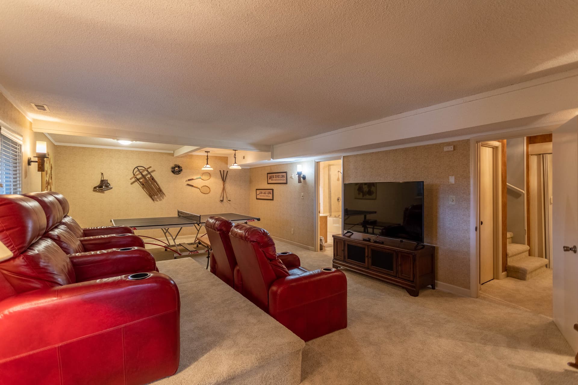 Emerald Escape - Image 25