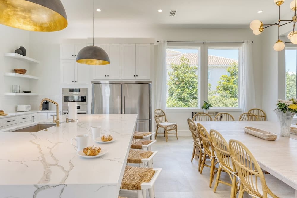 Emerald Evening - Image 18