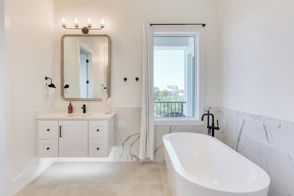 Emerald Evening - Image 30