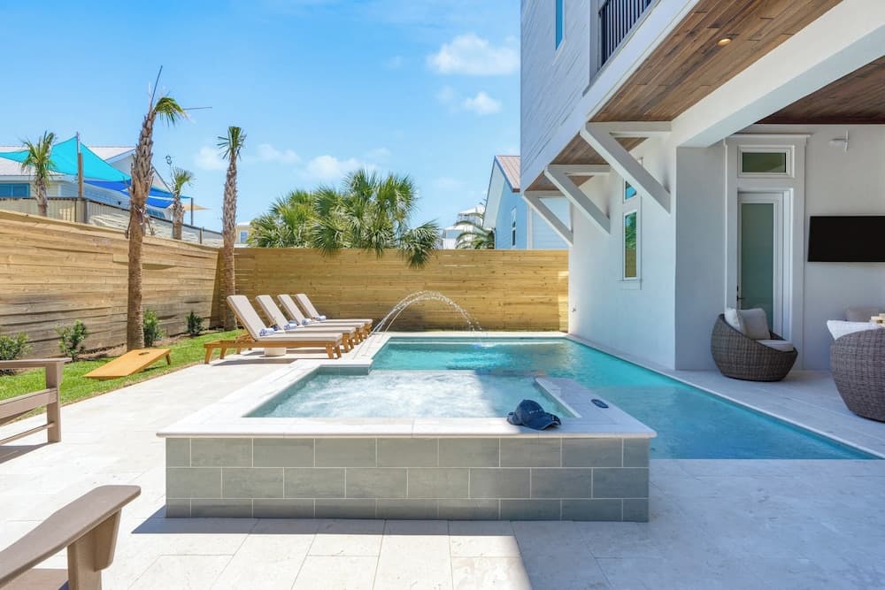 Emerald Evening - Image 38