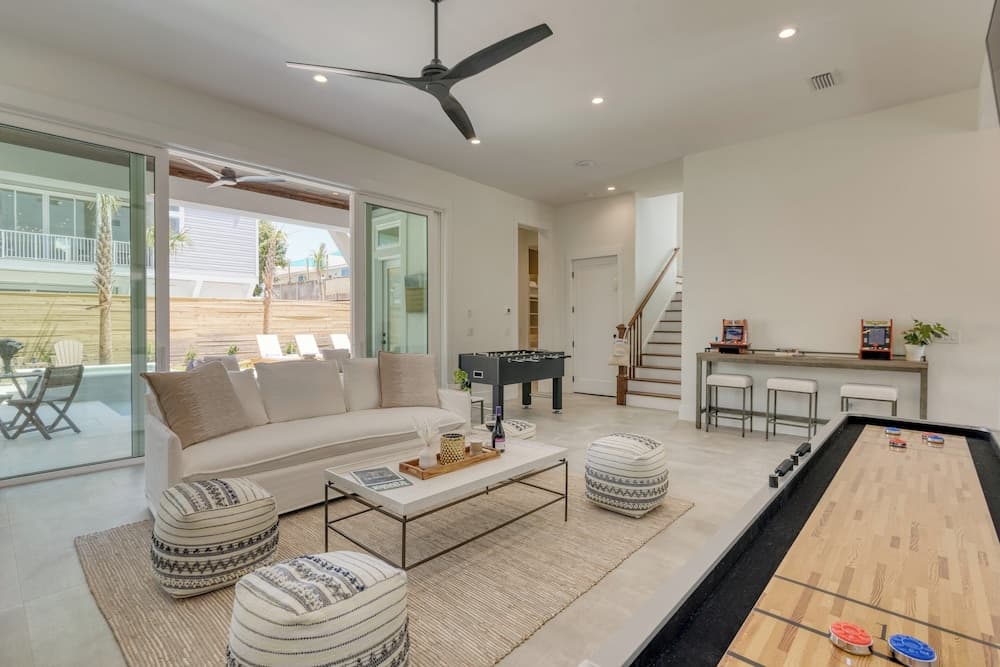 Emerald Evening - Image 39