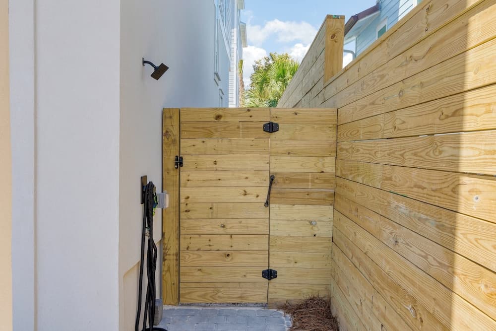 Emerald Evening - Image 44