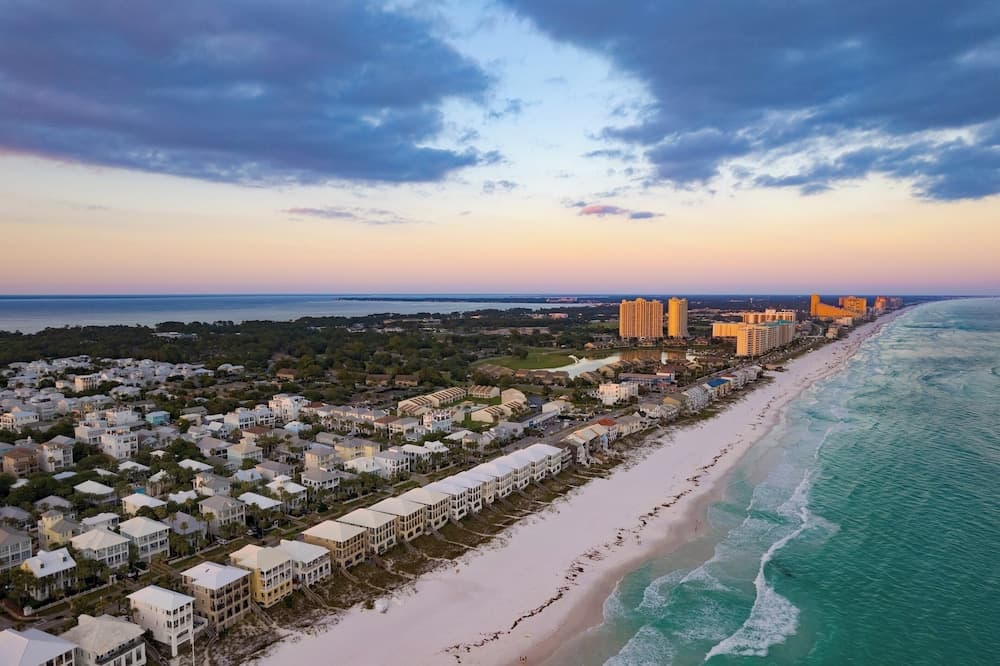 Emerald Evening - Image 45