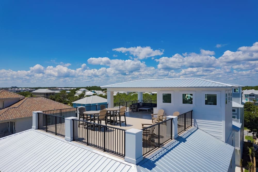 Emerald Evening - Image 46