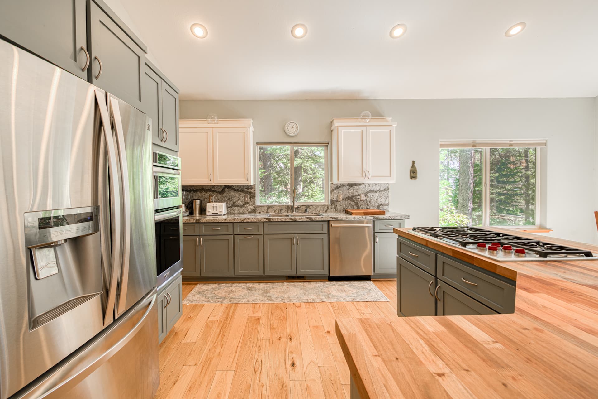 Emerald Lodge at Tahoe Park - Image 12