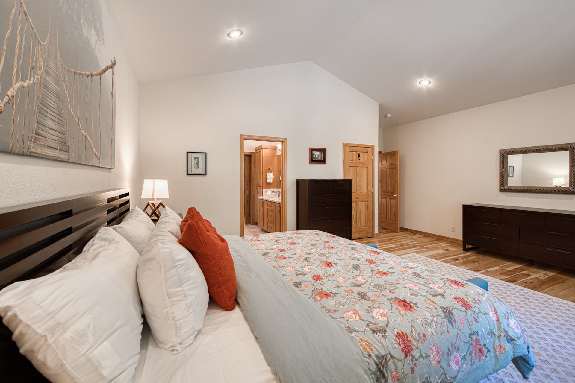 Emerald Lodge at Tahoe Park - Image 15