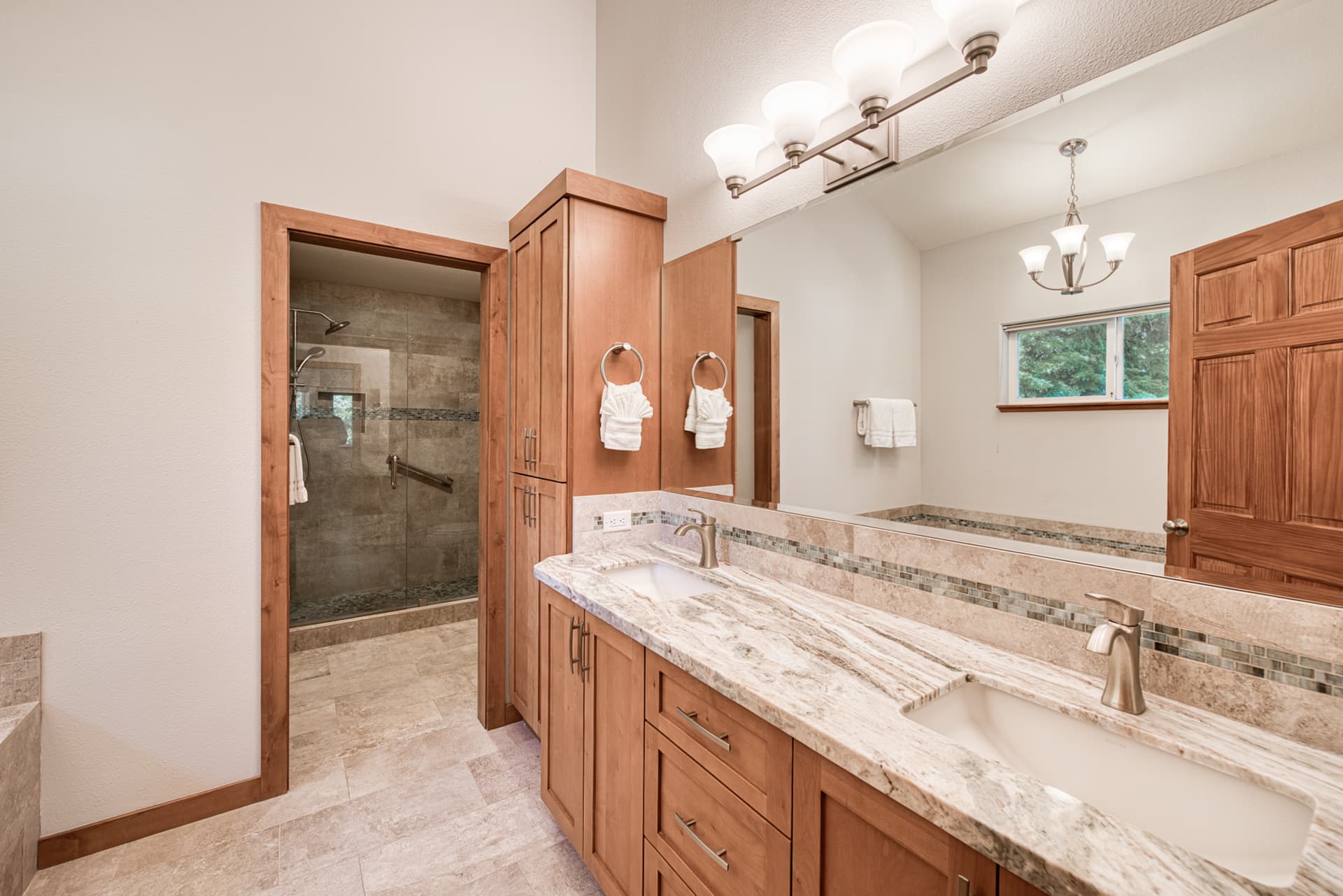 Emerald Lodge at Tahoe Park - Image 23