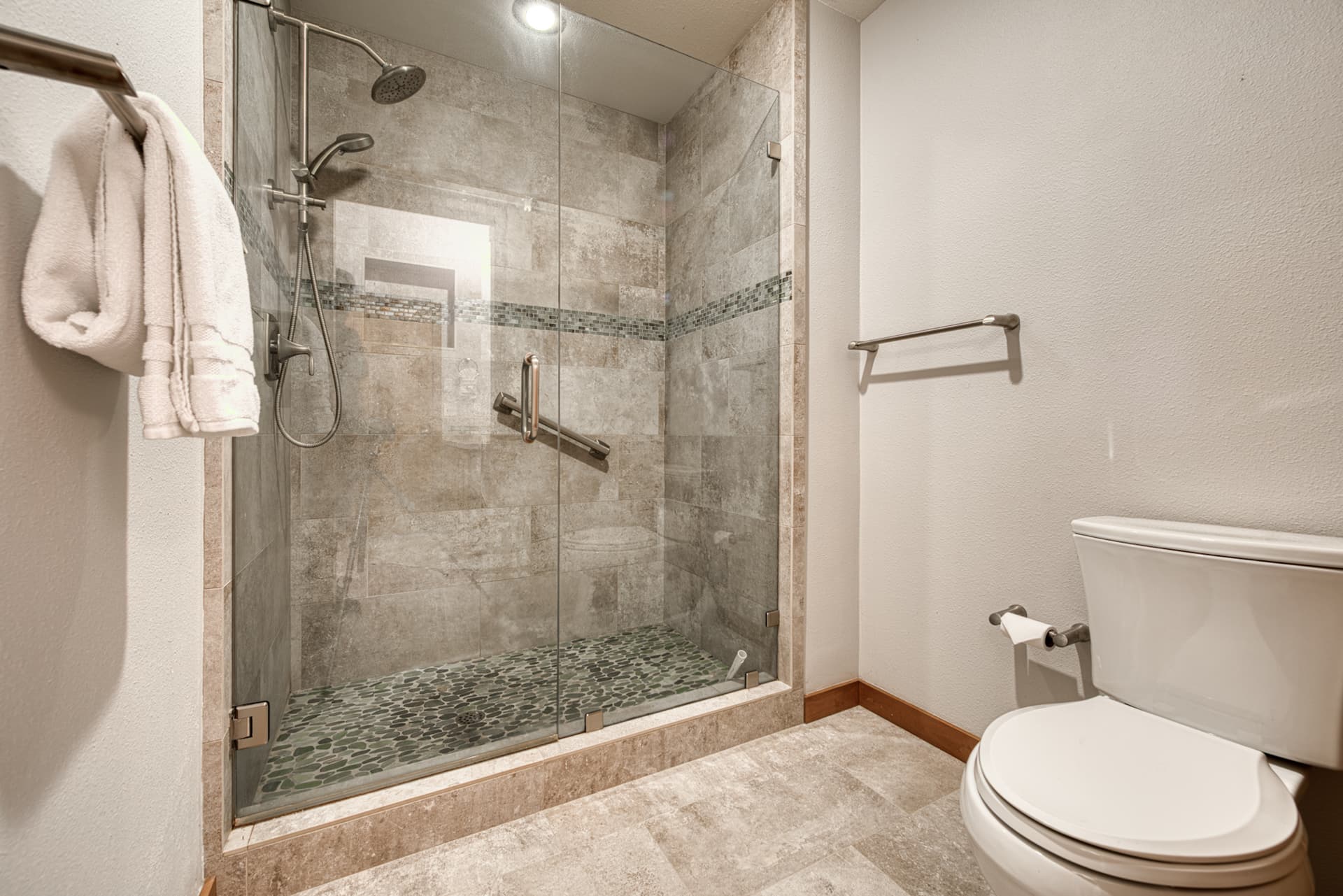 Emerald Lodge at Tahoe Park - Image 24