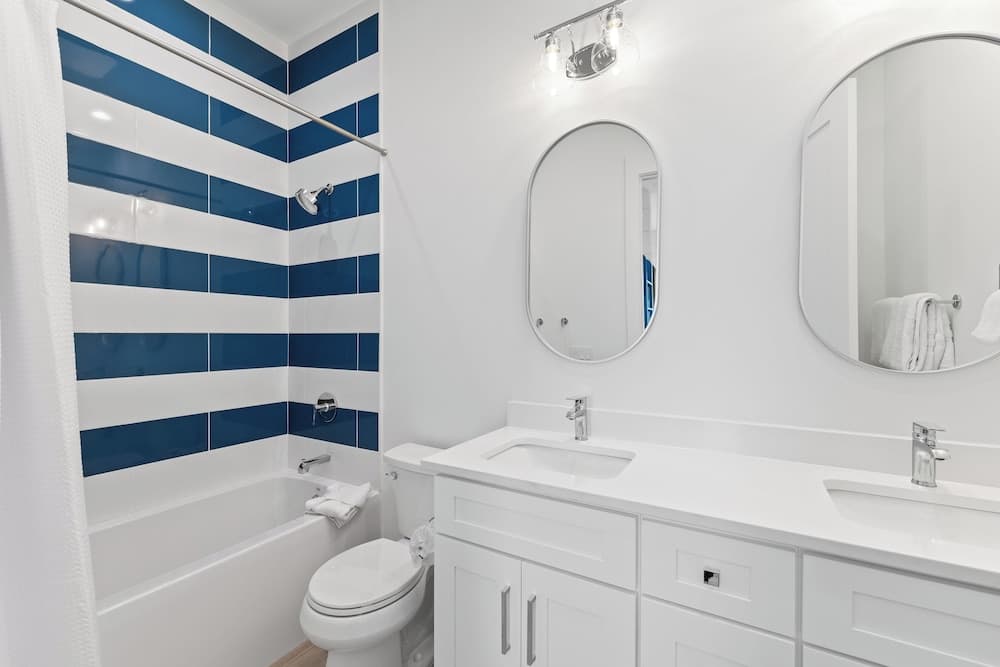 Emerald Sunset - Image 32