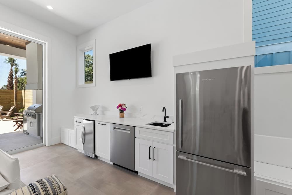 Emerald Sunset - Image 52