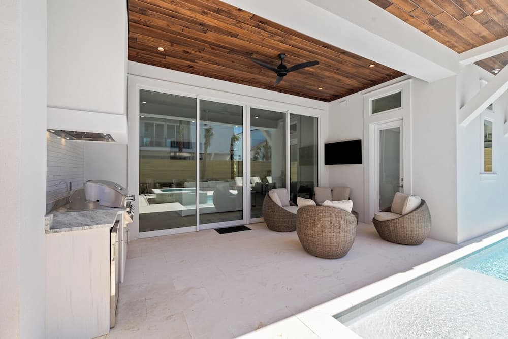 Emerald Sunset - Image 65